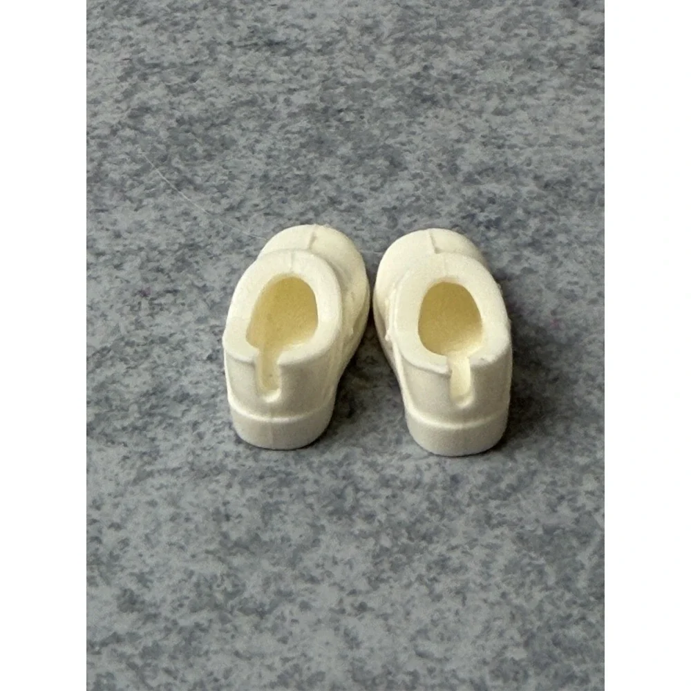 Barbie I Can Be Anything Doctor Nurse White Clogs Type Flat Feet Shoes